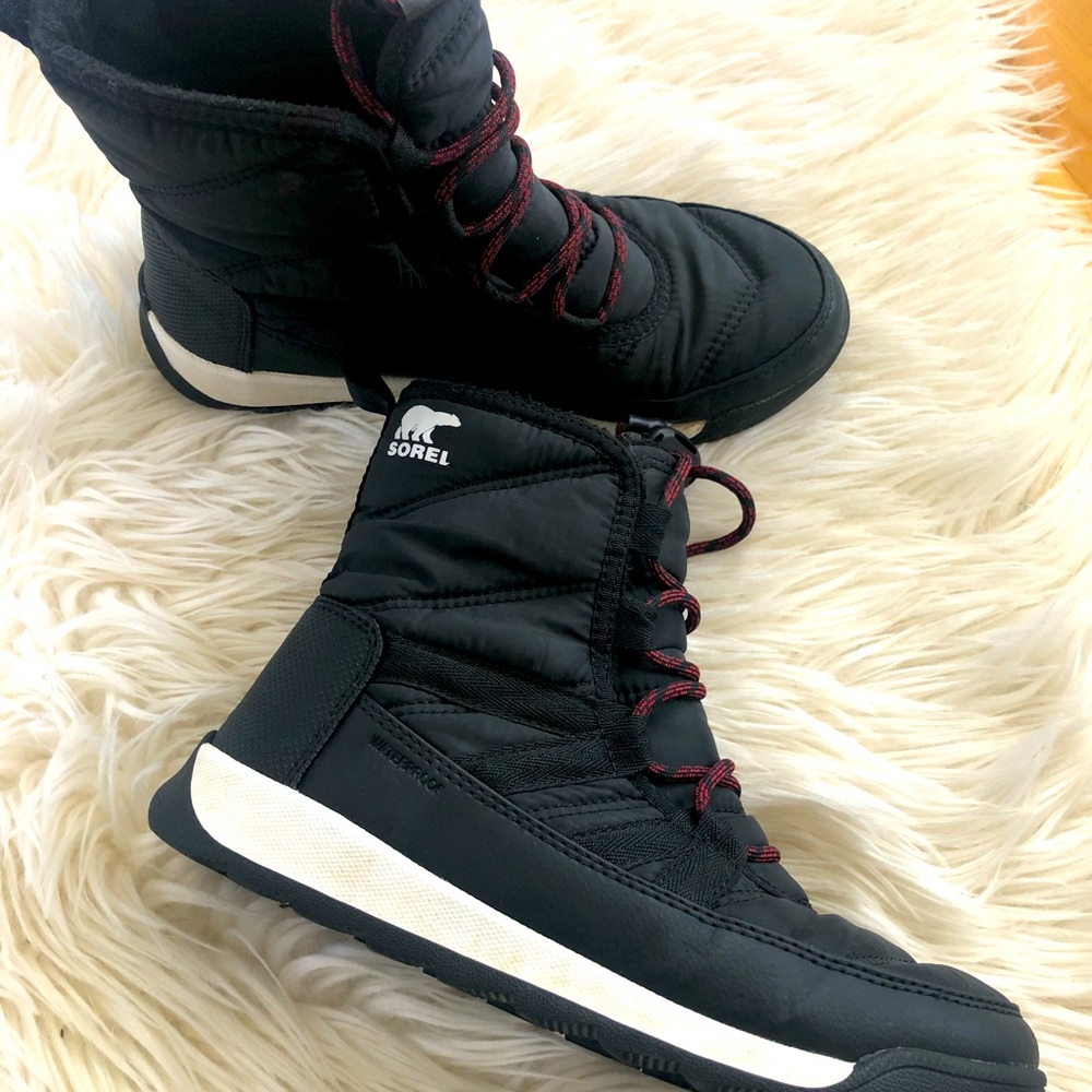 Boys Sorel Waterproof Winter Boots, size 3